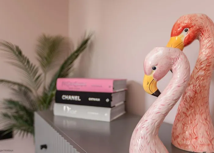 Dovecote House - Luxury Town House - Dog Friendly *