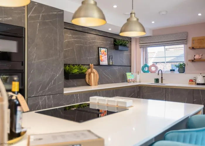 Dovecote House - Luxury Town House - Dog Friendly Holiday home