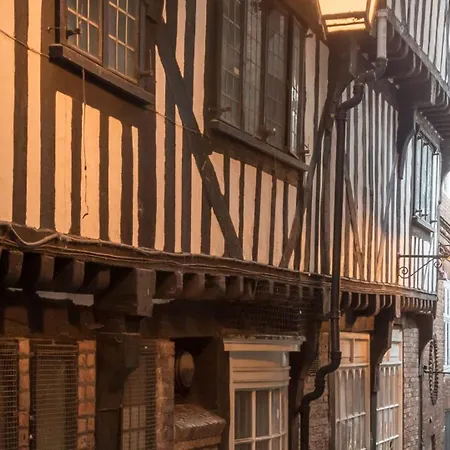 Dovecote House - Luxury Town House - Dog Friendly Feriehus York