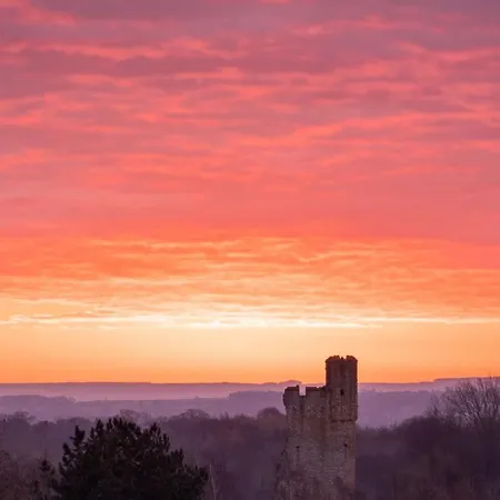 Dovecote House - Luxury Town House - Dog Friendly *